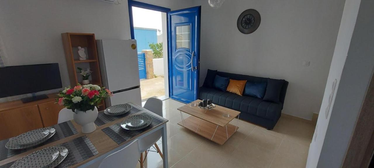 Dionysia Apartments Ливадия Экстерьер фото